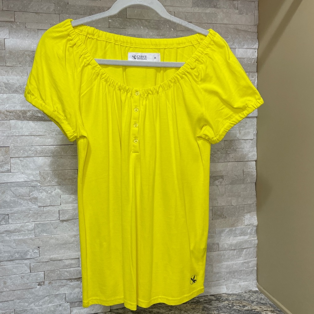 Title Nine Carve Designs Yellow Shirt Medium NWOT. Never worn!